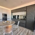 Les Pieds Dans L'Eau - Appartement Moderne A 50 M Plage Le Grau-Du-Roi Apartament Le Grau-du-Roi