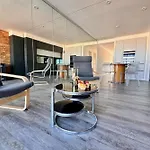 Les Pieds Dans L'Eau - Appartement Moderne A 50 M Plage Le Grau-Du-Roi *