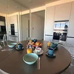 Les Pieds Dans L'Eau - Appartement Moderne A 50 M Plage Le Grau-Du-Roi Apartament