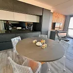 Apartament Les Pieds Dans L'Eau - Appartement Moderne A 50 M Plage Le Grau-Du-Roi