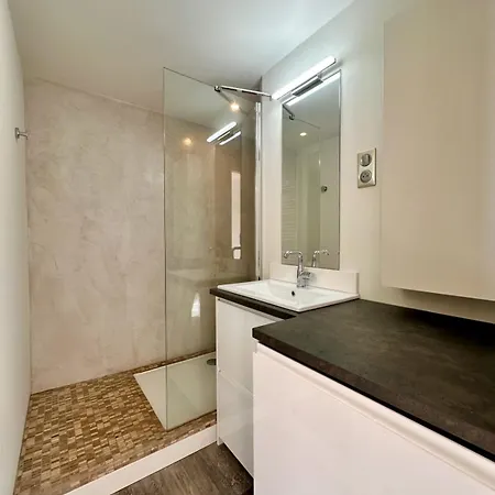 Apartment Les Pieds Dans L'eau - Magnifique P2 Proche De La Le Grau-du-Roi